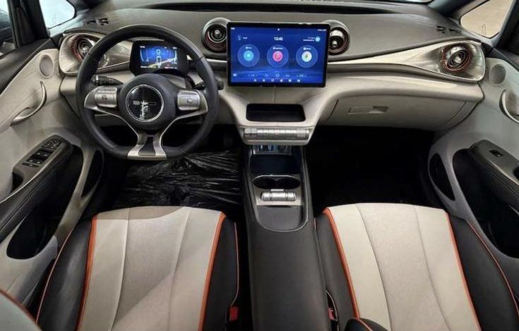 Interior do carro elétrico BYD do Transfer Ecológico